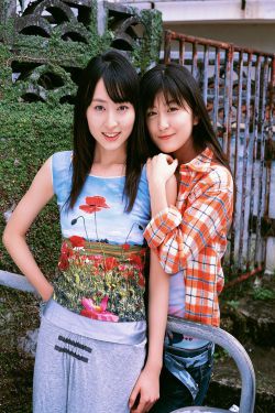 年轻的妈妈免费